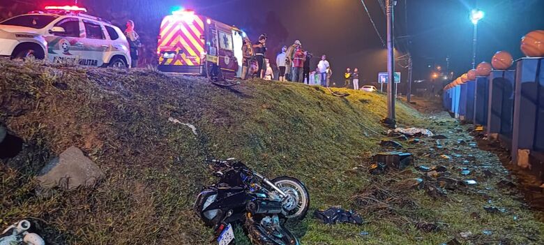 Motociclista morre após acidente com motorista embriagado em Guaramirim - Crédito: Divulgação PMRV