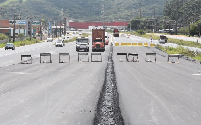 Obras BR-470