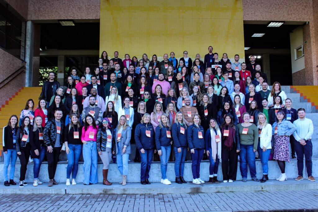 98 Professores