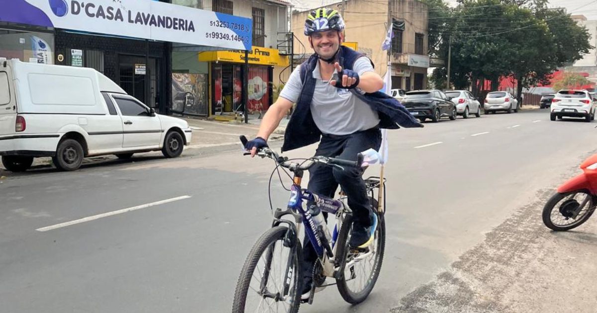 Prefeito de Guaíba (RS) vai pedalar até Joinville para agradecer por apoio após enchente