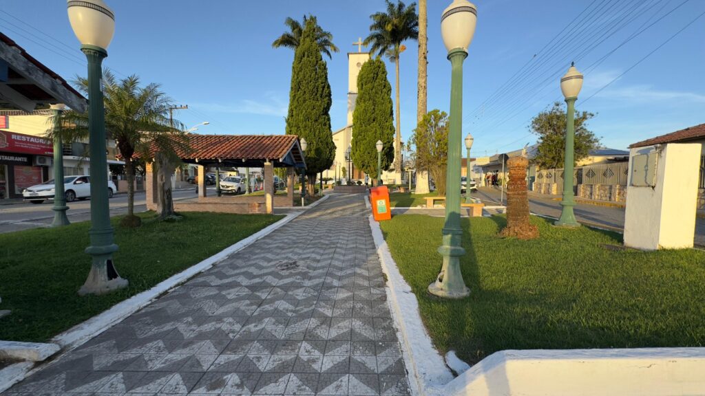 Prefeitura lança Programa Arborizando Penha para adoção de praças e áreas verdes