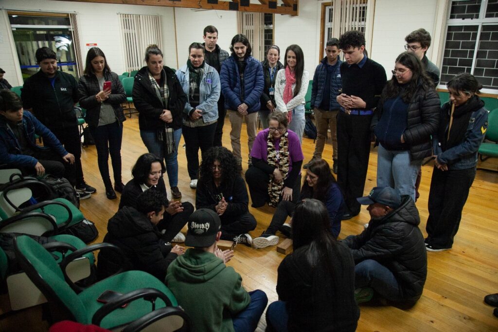Programa do IMPAR, de Joinville, que compartilha experiências em acessibilidade cultural, passa por municípios do Oeste e Meio-Oeste