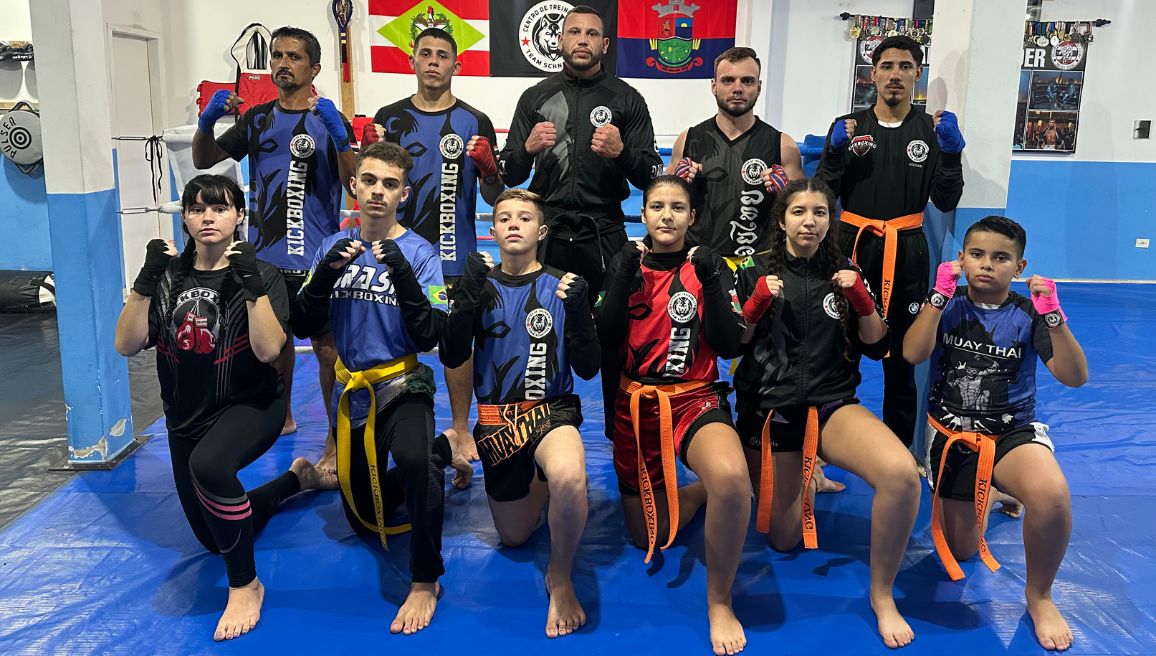 Araquari leva 12 atletas ao Campeonato Brasileiro de Kickboxing em Brasília