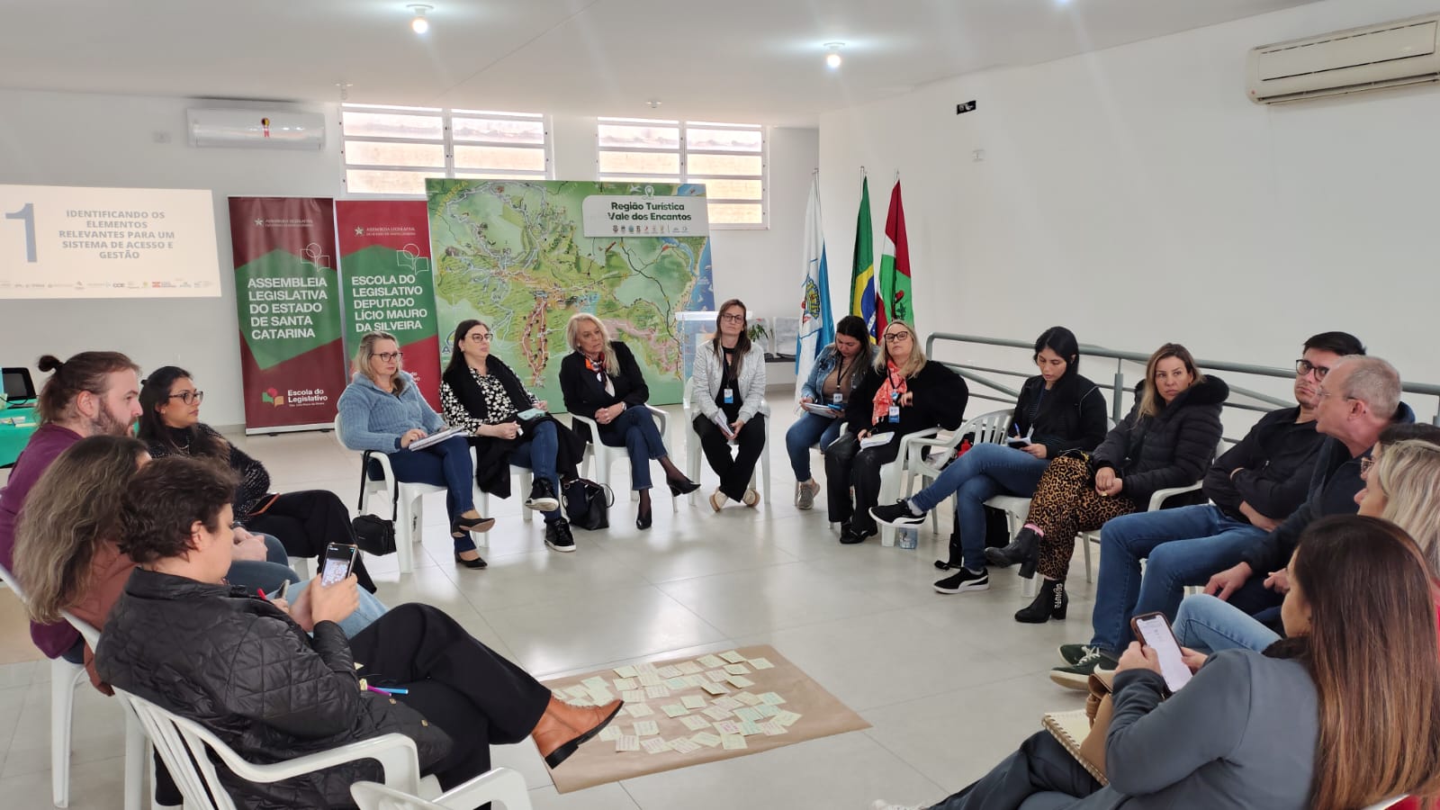 Barra Velha sedia oficina do projeto Parlamento Aberto