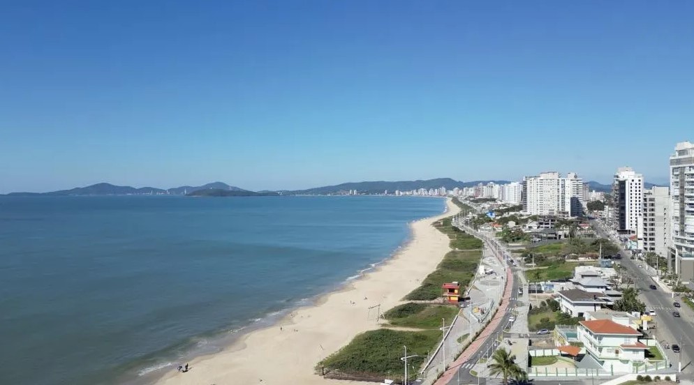 Balneário Piçarras já é referência no alto padrão e Penha desponta como próxima aposta de valorização