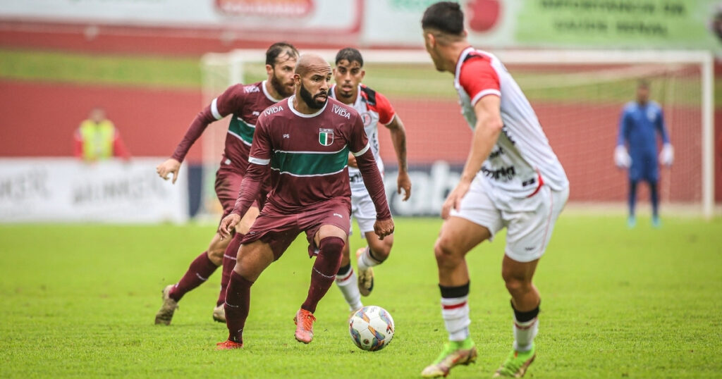 JEC é dominado pelo Blumenau e perde na estreia da Copa Santa Catarina