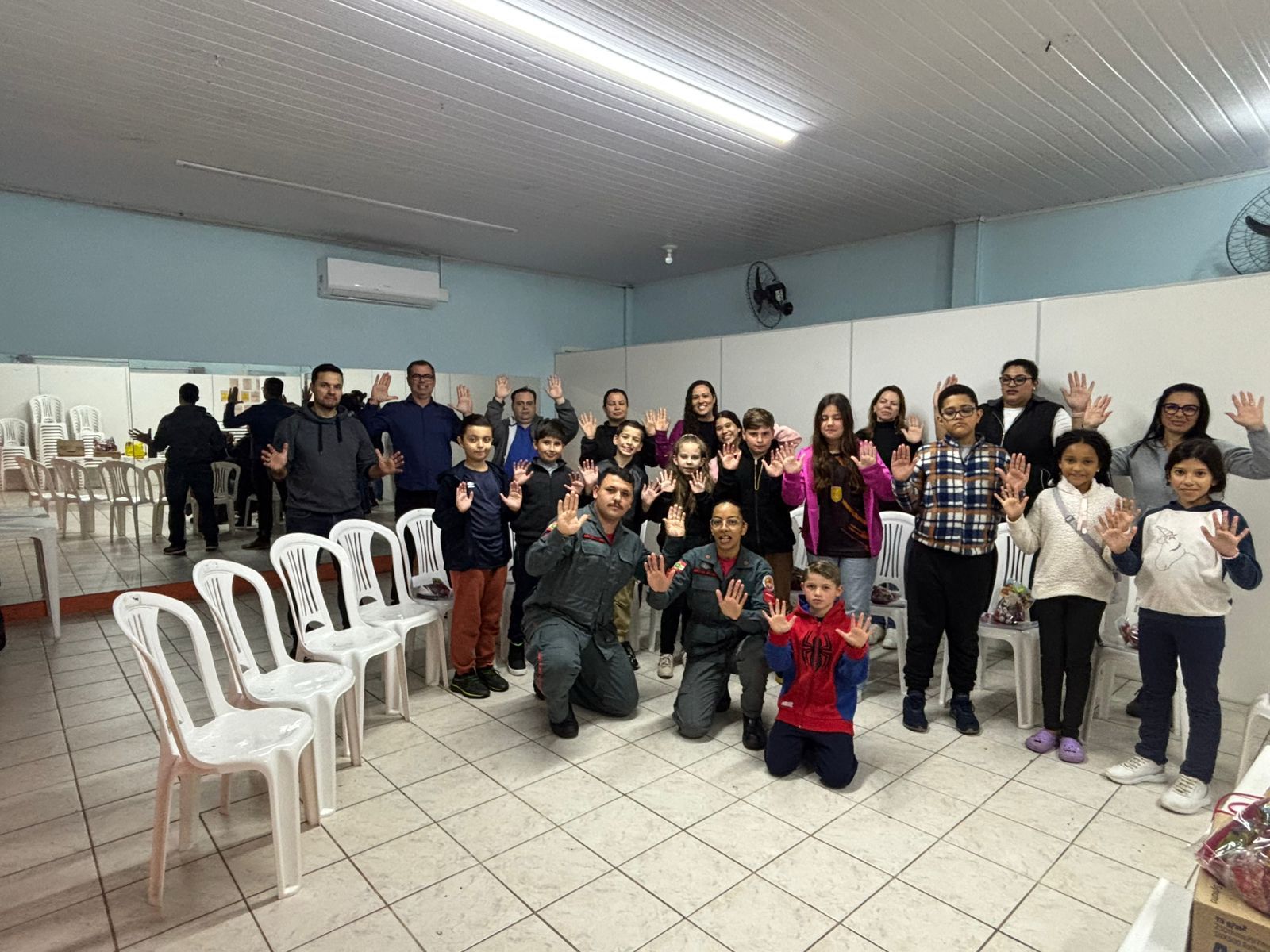 Projeto Bombeiro Mirim tem início em Barra Velha em parceria com o CRAS e a Assistência Social