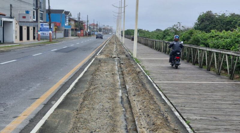 Navetran orienta sobre uso compartilhado do deque da beira-mar em dias de chuva