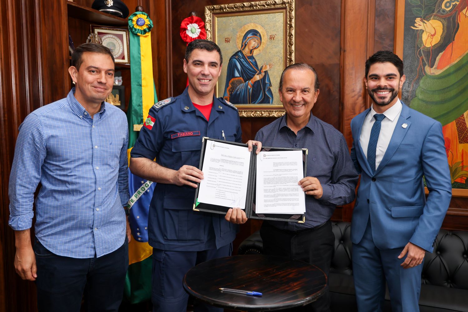 Governador sanciona Lei de Organização Básica do Corpo de Bombeiros de Santa Catarina