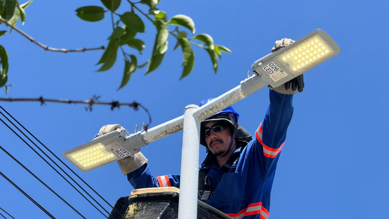 Iniciada modernização da iluminação pública em Penha