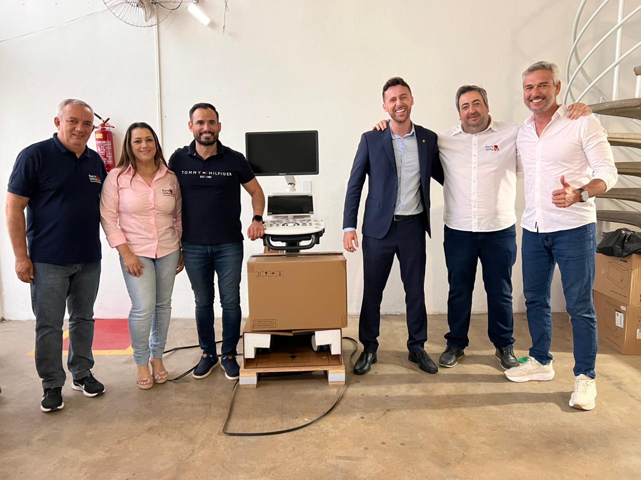 Saúde de Barra Velha recebe equipamento de ultrassom