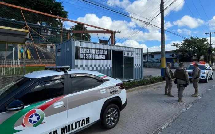 Base da PM em Itajaí no Matadouro é atacada com foguetes