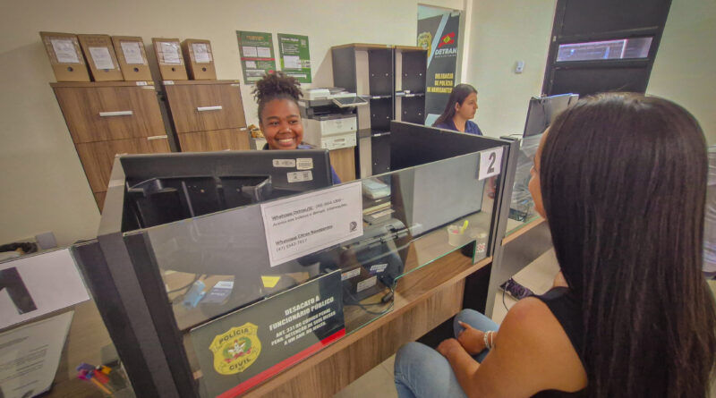Detran passa a oferecer serviços de CNH em Navegantes