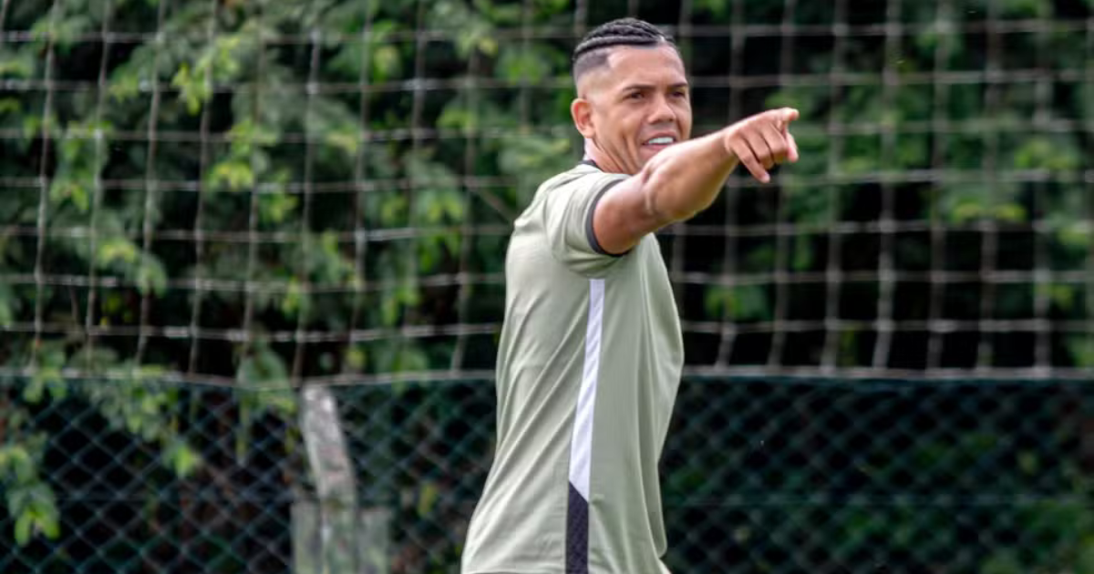 JEC anuncia a contratação de volante com passagem pelo Figueirense