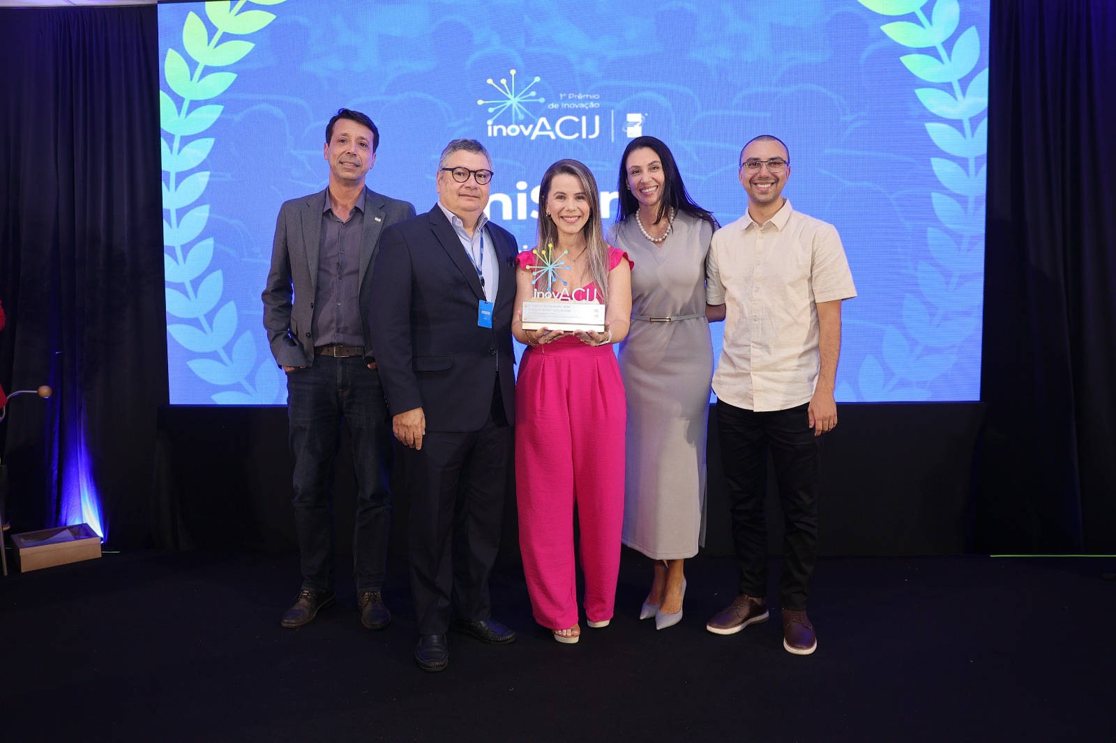 Laboratório de pesquisa aplicada do UniSENAI vence prêmio de inovação em Joinville