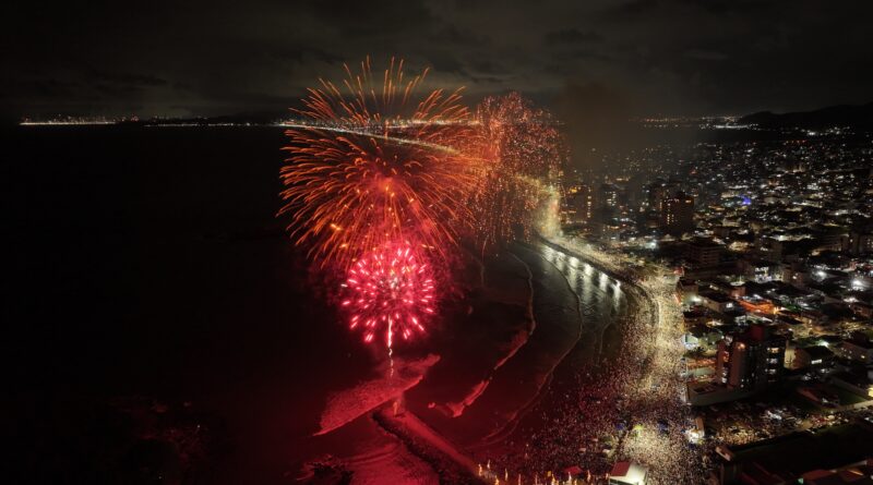 Navegantes prepara Réveillon com shows e queima de fogos em dois pontos da orla