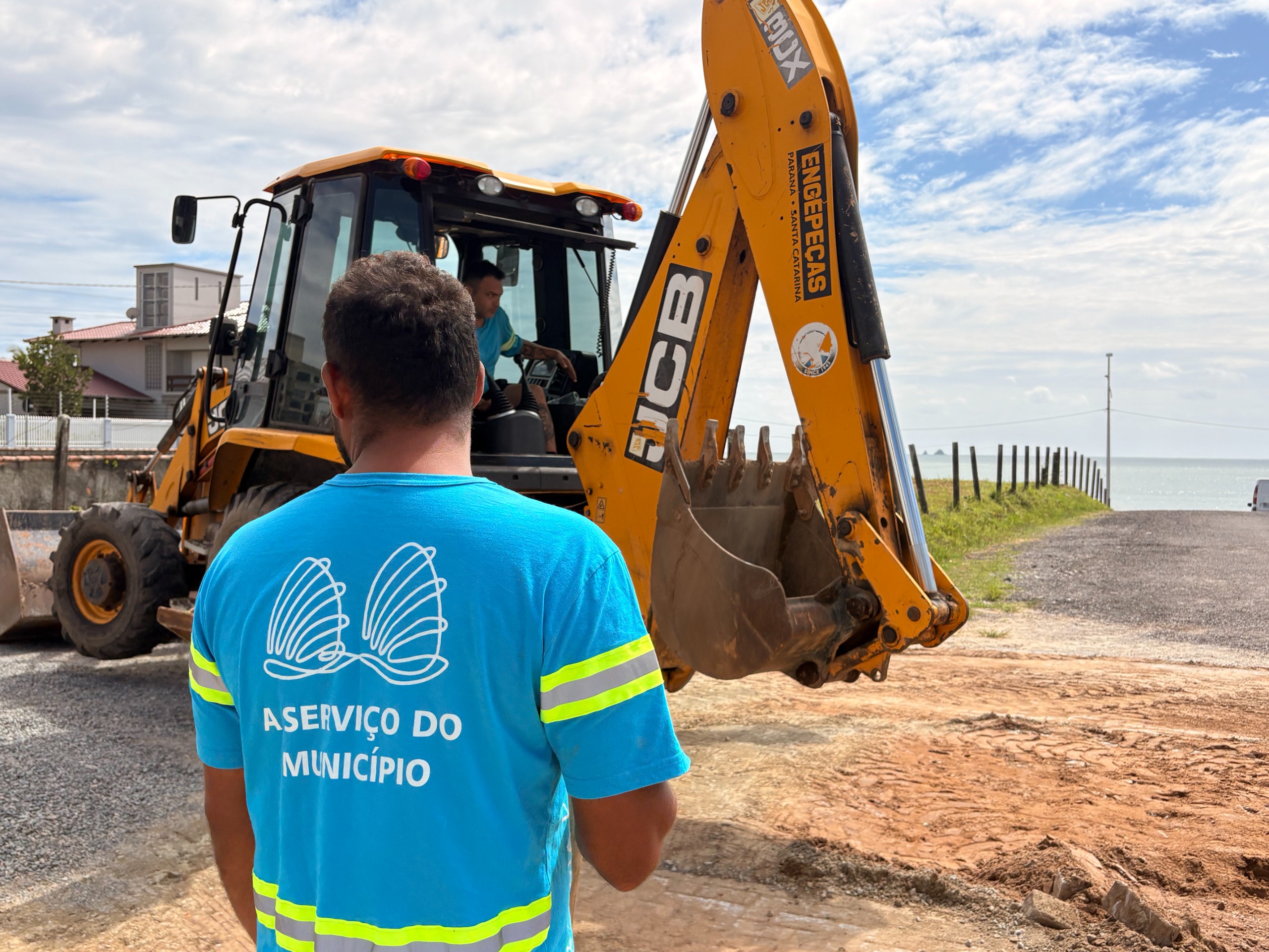 Prefeitura intensifica ações para identificar ligação irregular de esgoto na orla