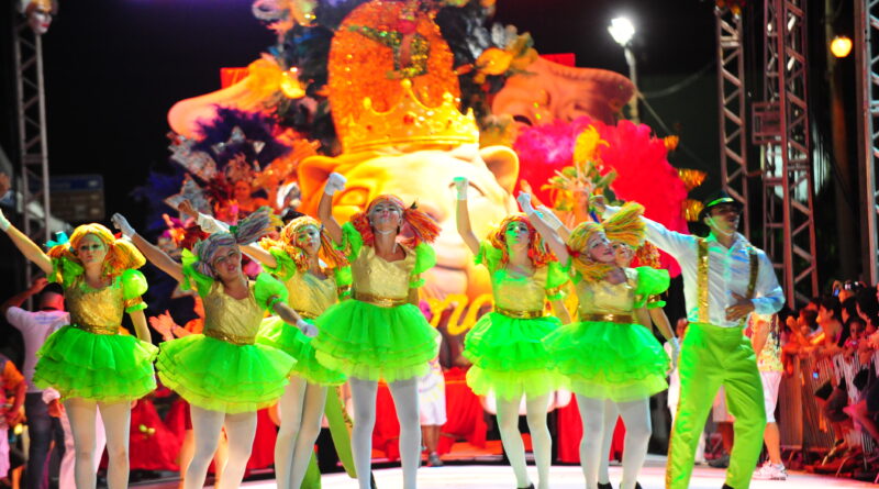 Programação completa: Carnaval em Navegantes terá três dias de desfiles, bailes e concurso de fantasia