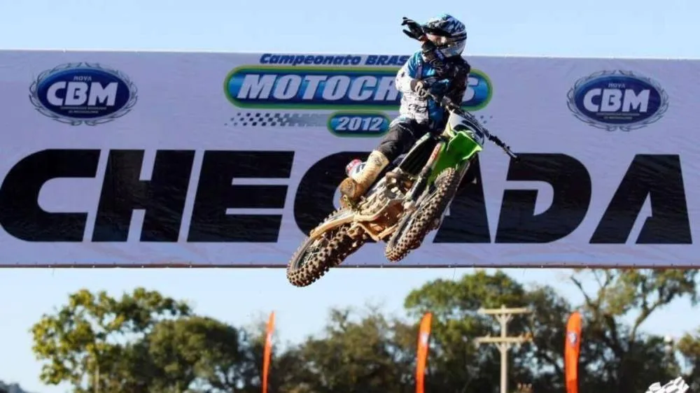Chumbinho Becker, lenda do Motocross no Brasil, morre após cair em ribanceira em Campo Erê no Oeste de Catarinense