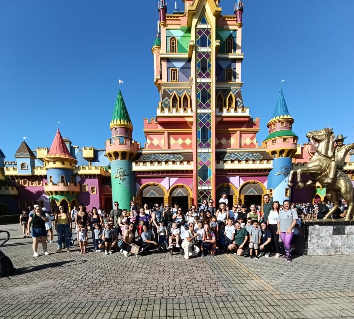 Mais de 5.700 alunos da Rede Municipal participam do Dia Nacional da Alegria