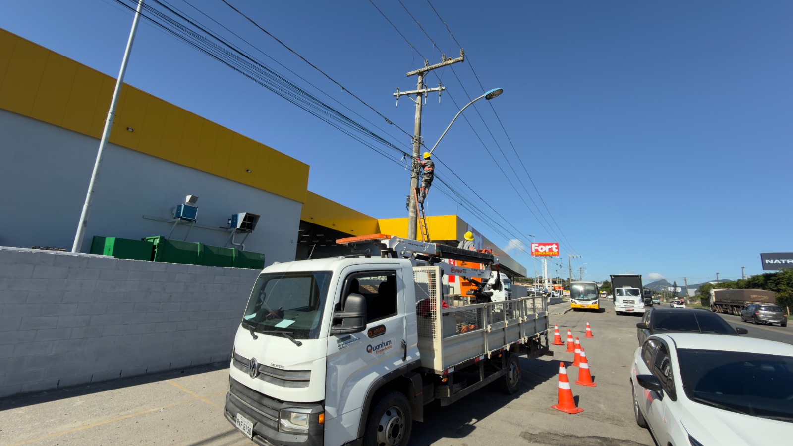 BR-280 recebe nova iluminação em LED nesta quarta-feira (22)