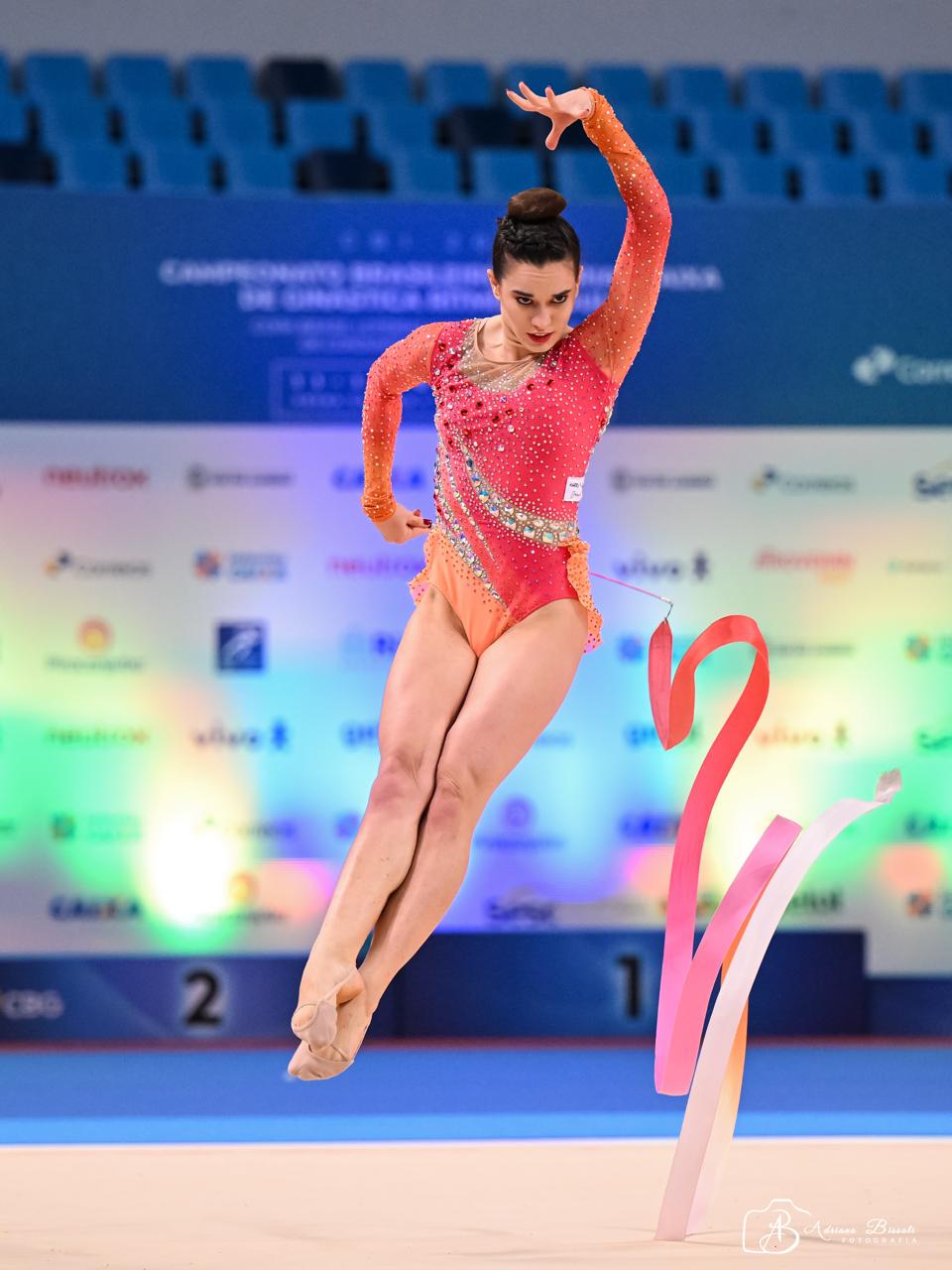 Luana Franceschi, atleta Joinvilense de ginástica rítmica, disputa o Campeonato Brasileiro