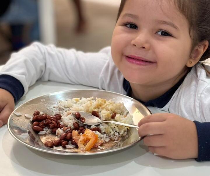 Araquari destina 100% dos recursos do PNAE à compra de alimentos da agricultura familiar