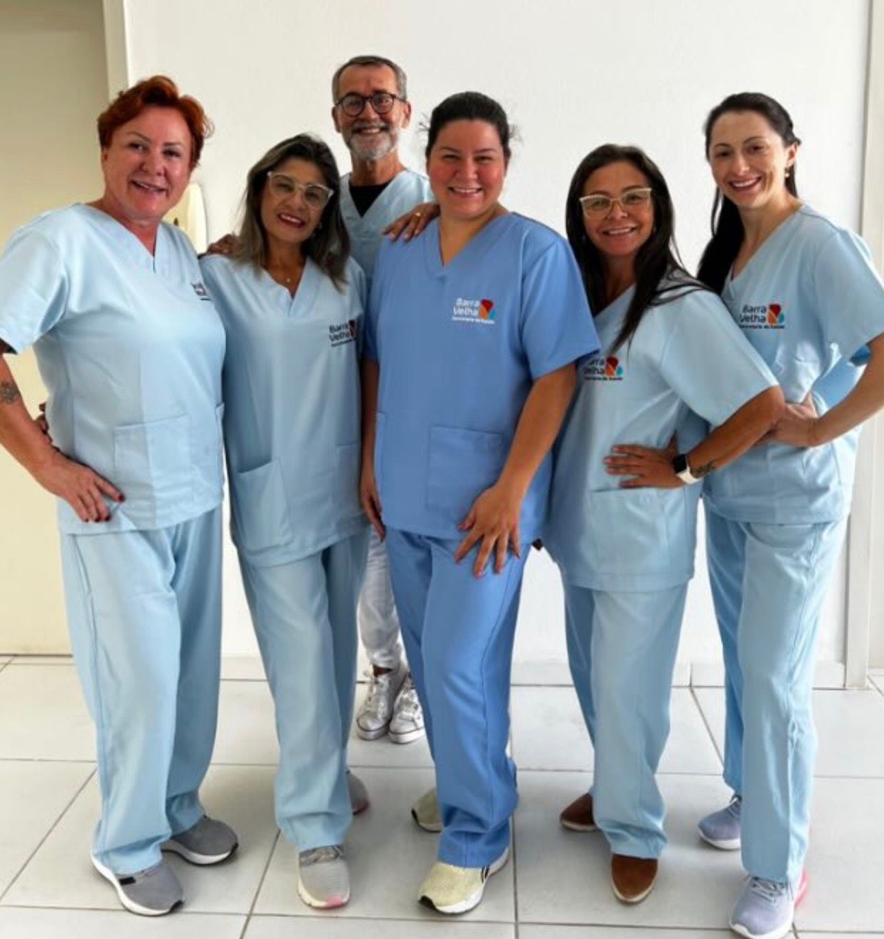 Servidores das UBS de Barra Velha recebem uniforme