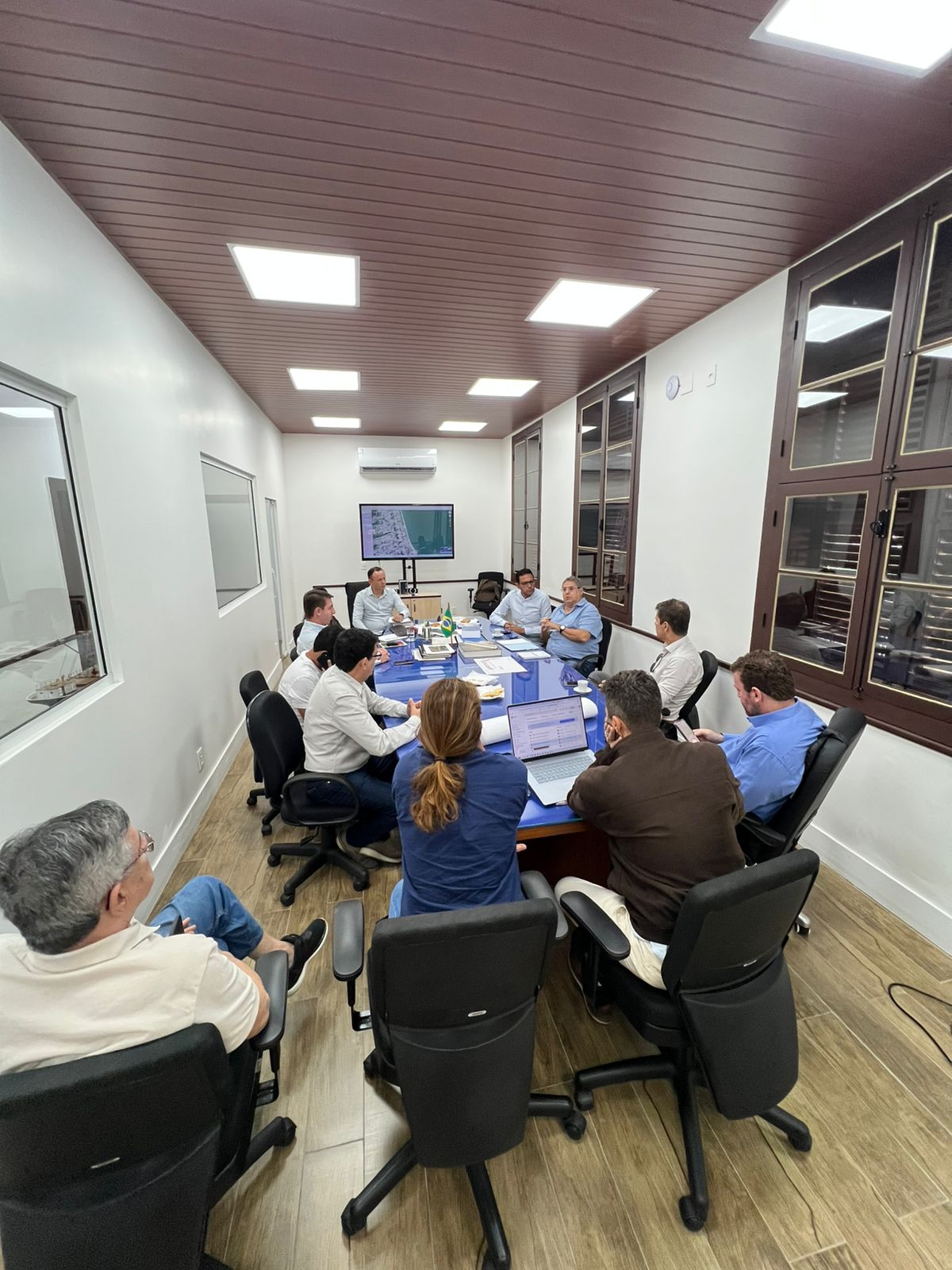 Comitiva de Balneário Piçarras participa de agenda técnica no INPH para discutir melhorias na orla norte do município