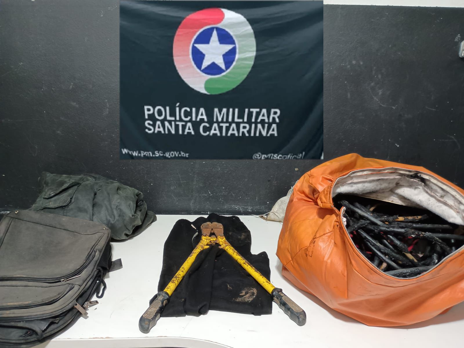 Barra Velha registra furto de cabos da iluminação pública na Praia do Grant