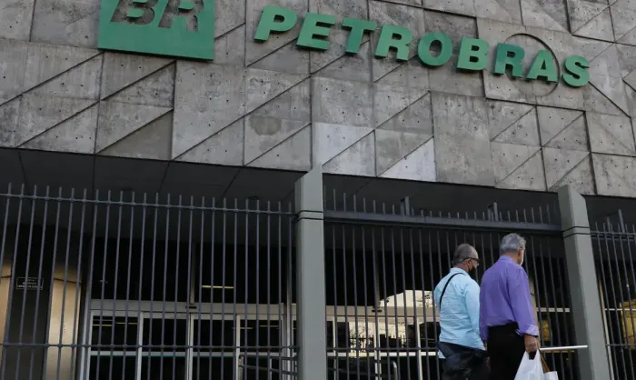 Petrobrás bate novo recorde na produção de barris de petróleo e gás