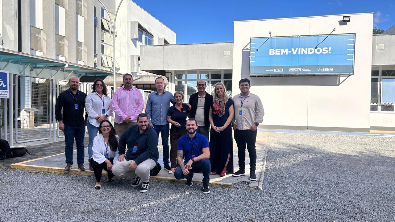 Prefeitura de Barra Velha realiza visita técnica ao Senai de Jaraguá do Sul