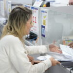 Contribuintes buscam atendimentos para negociações de dívidas em Navegantes