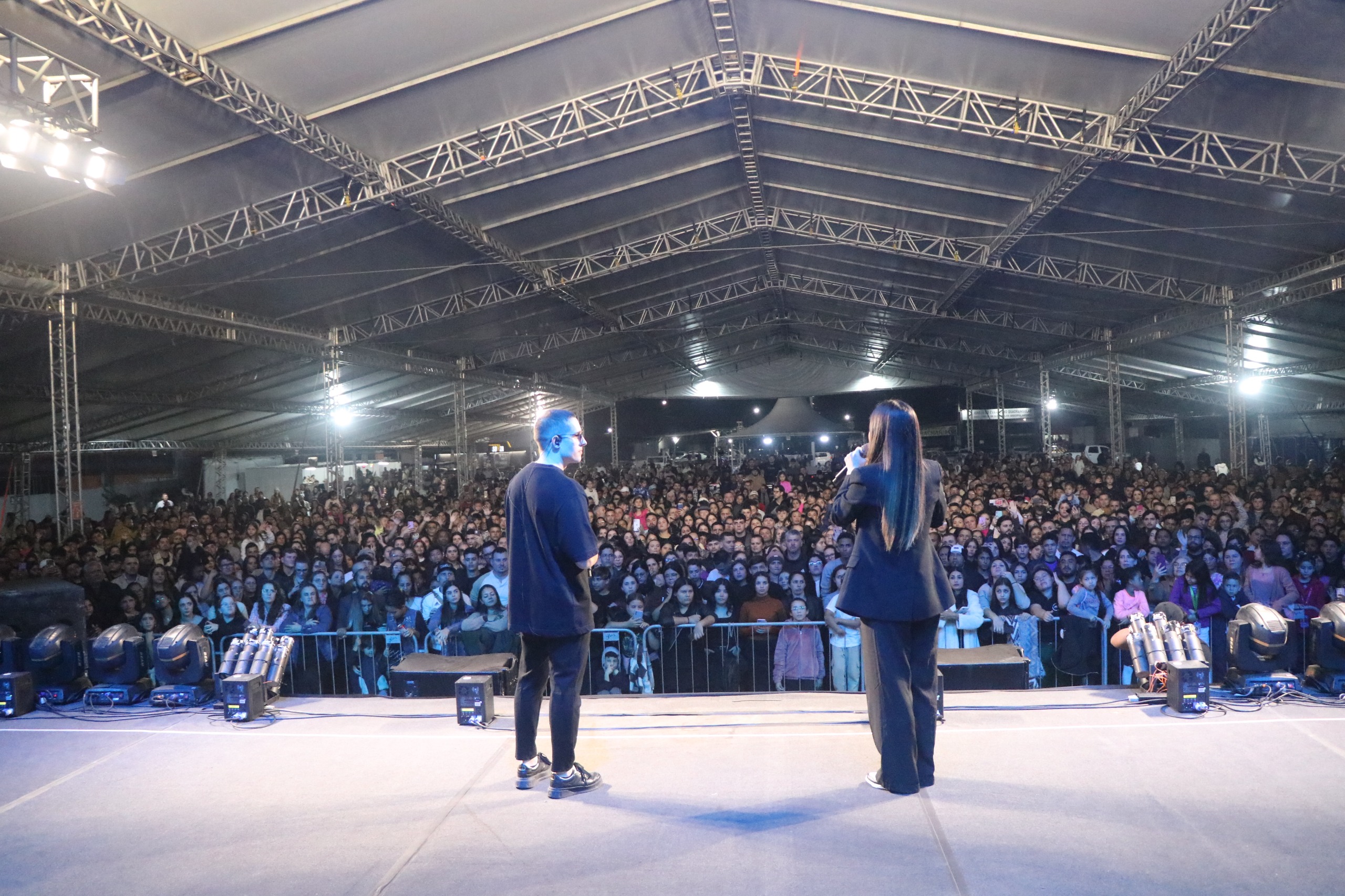 Barra Velha para Cristo reúne comunidade em dois dias de fé, música e integração