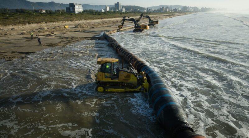 Obras de dragagem do alargamento da Praia do Gravatá começam no fim de semana em Navegantes