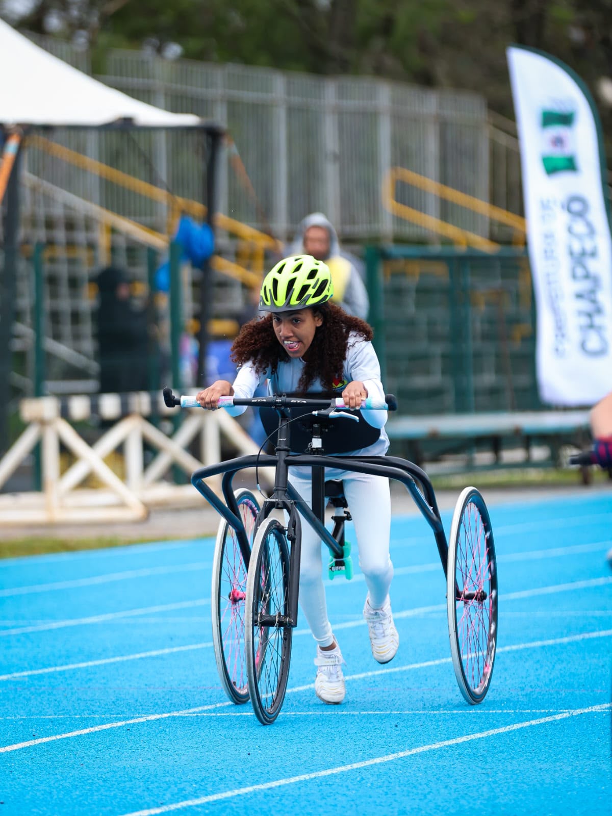 Paradesporto de Barra Velha conquista mais três medalhas na segunda etapa do PARAJASC, em Chapecó