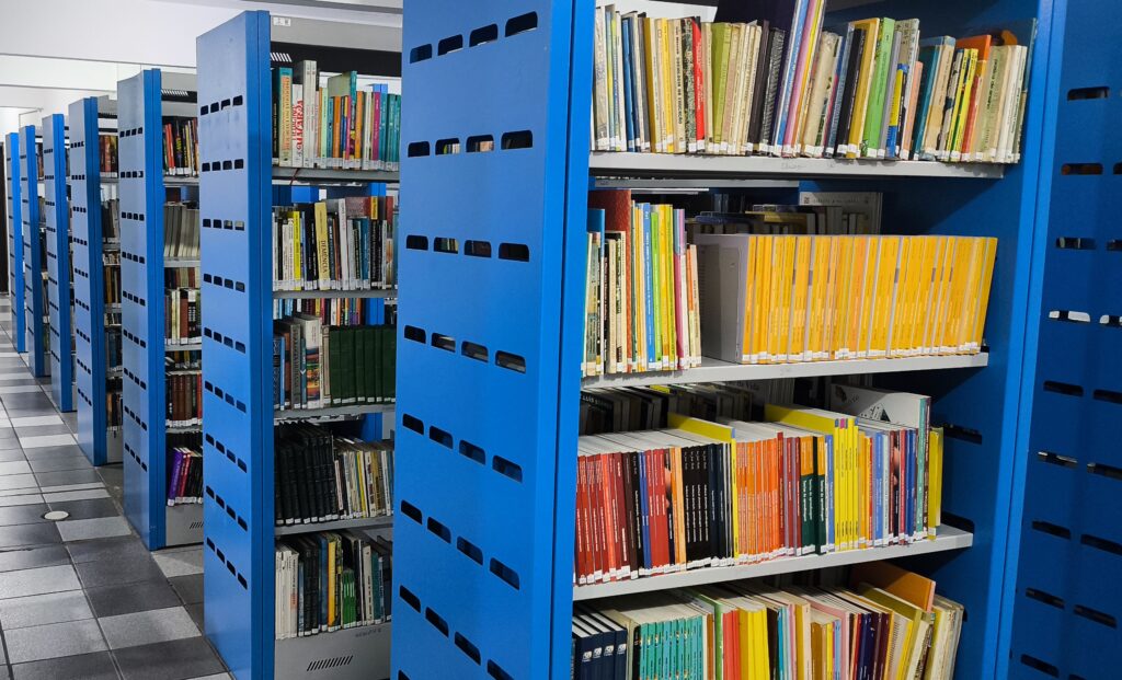 Biblioteca Municipal passa a atender em novo endereço em Navegantes