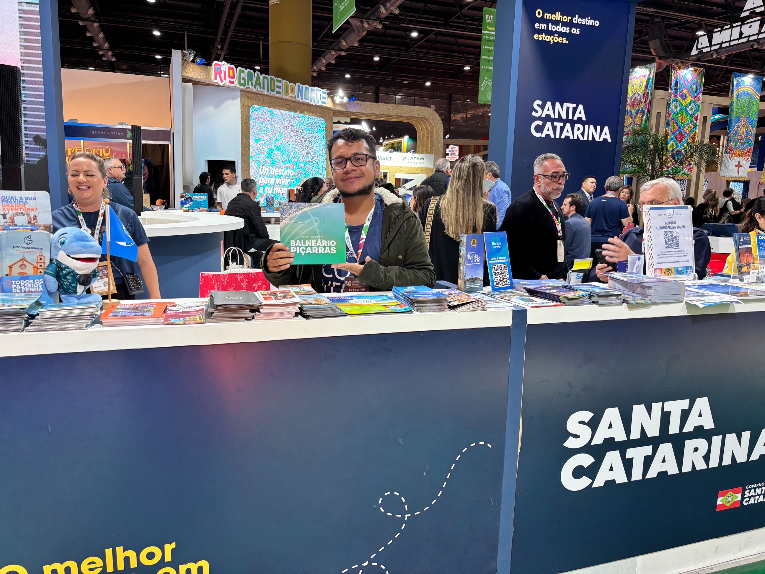 Balneário Piçarras participa da FIT América Latina para promover o destino turístico