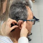 Balneário Piçarras realiza entrega de aparelhos auditivos para pacientes que aguardavam na fila de espera