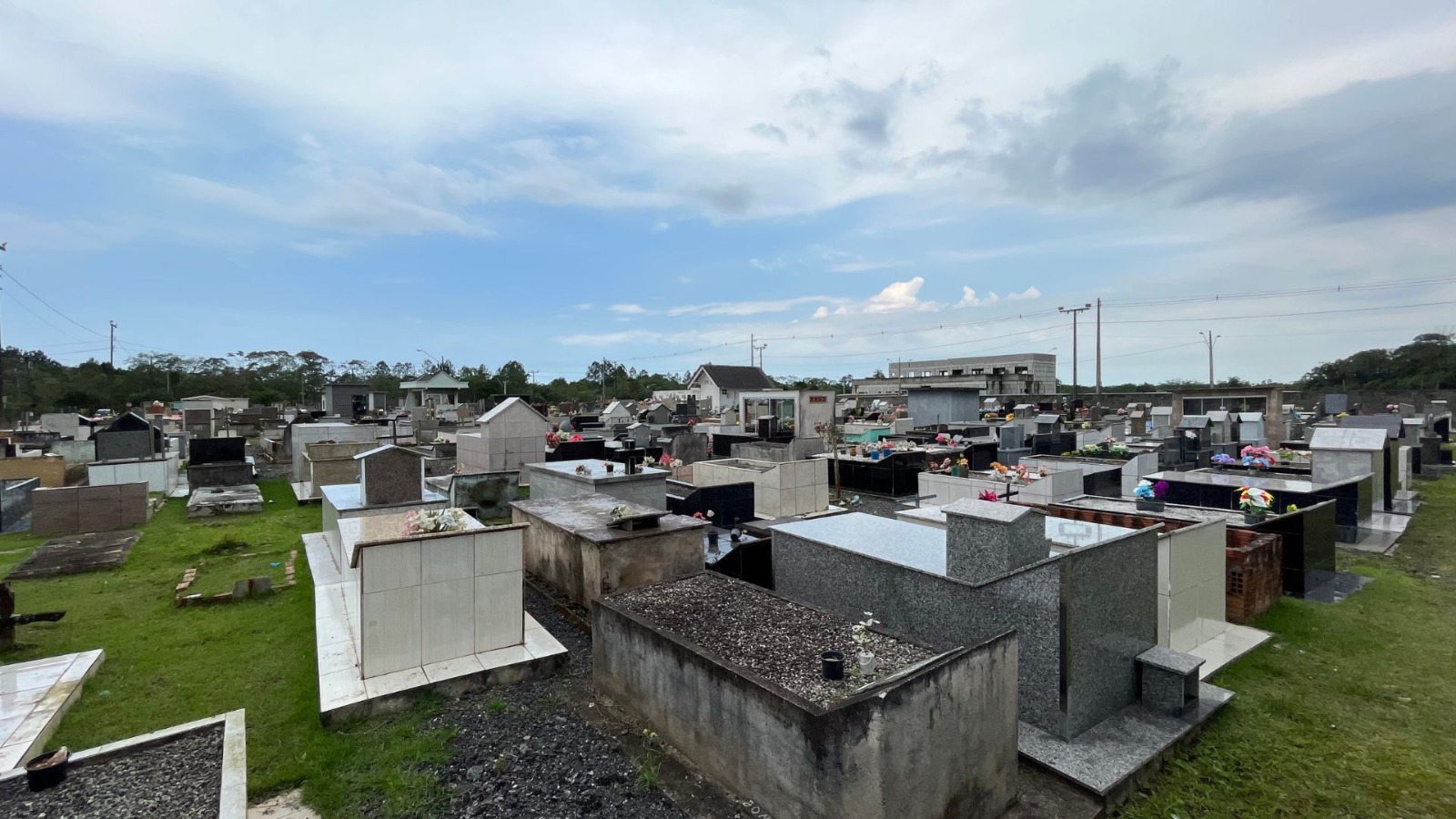 Finados em Araquari: limpeza de jazigos pode ser feita até 31 de outubro