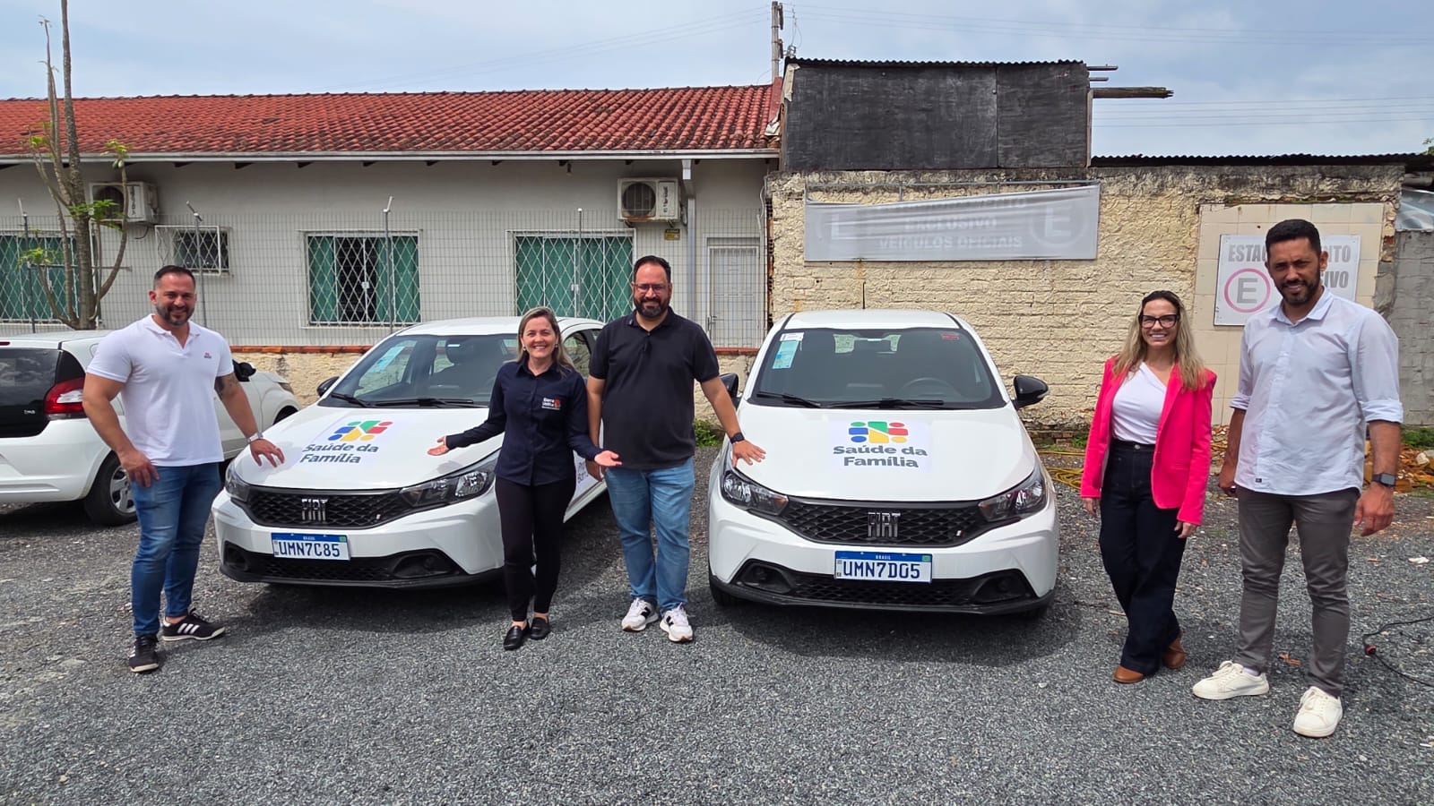 Saúde de Barra Velha recebe dois carros para atender as UBS